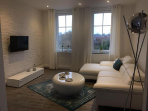 Aurora Schaar 1, 120qm, WiFi, Maisonette, Modern,2 Schlafzimmer, 1 Wohnzimmer